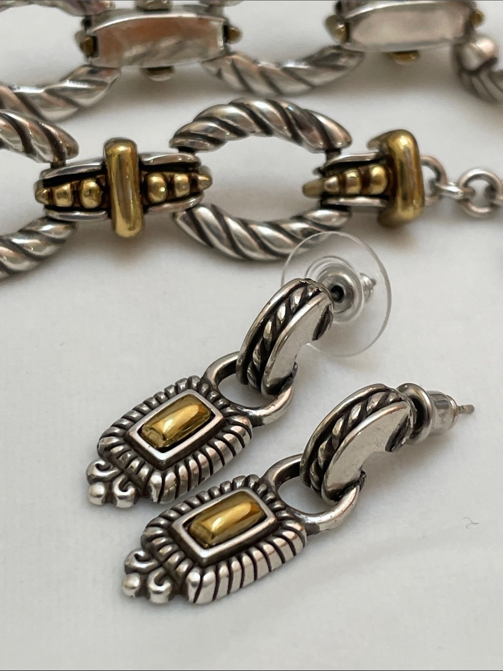 Brighton RetiredTwo-Tone Link Bracelet and earrings in Silver and Gold Accents - Picture 4 of 5